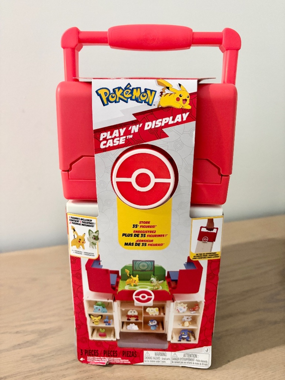 Pokémon Play ‘N’ Display Case Multi-Level Storage Rooftop Arena 2 Battle Figures
